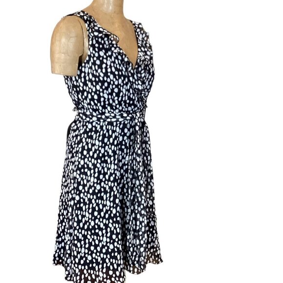 Jonathan Martin Surplice Ruffle Neck Faux Wrap Dress Black Polka Dot Sz 8 #278A - Picture 3 of 9